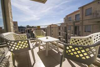 Апартаменты Apartment Dolce Петровац Апартаменты-13